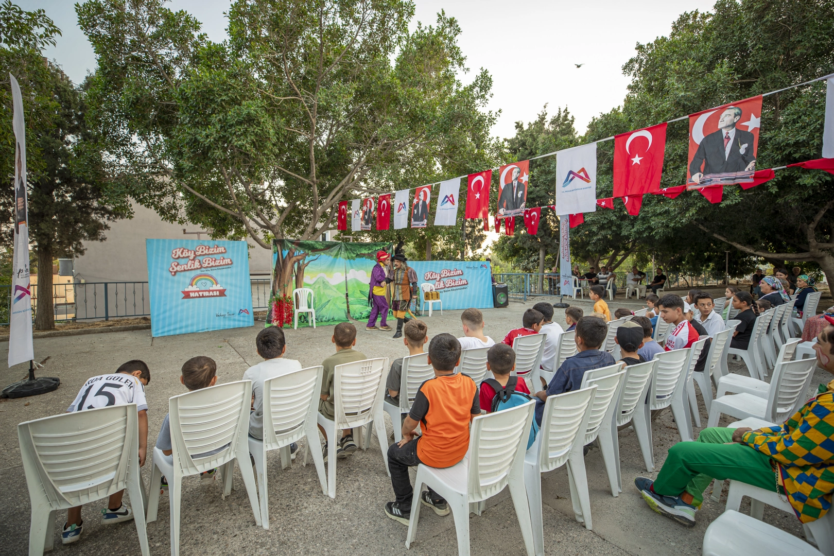 Mersin’de çocuklar şenlikle buluştu