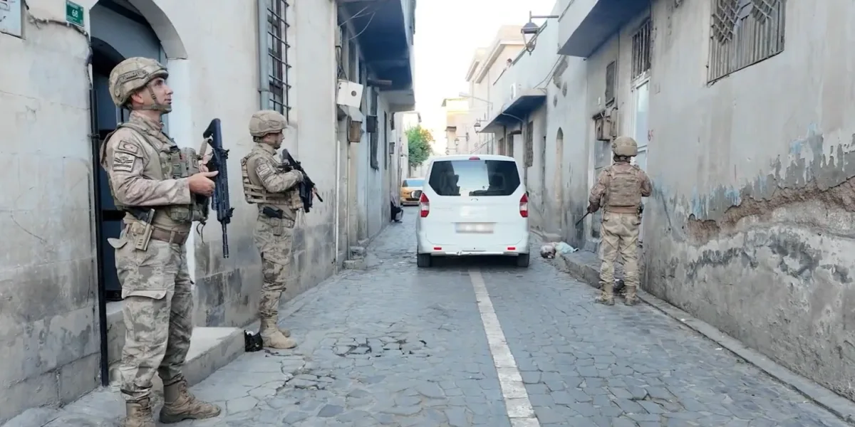28 ilde DEAŞ'a 83 gözaltı!