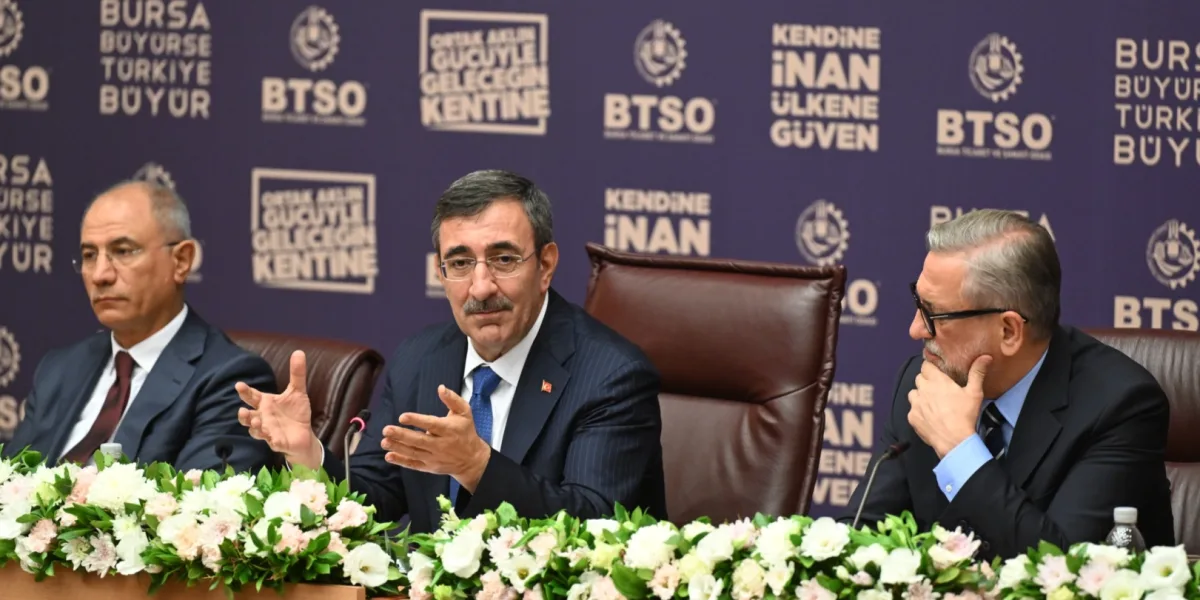 Cumhurbaşkanı Yardımcısı Cevdet Yılmaz BTSO’nun konuğu oldu