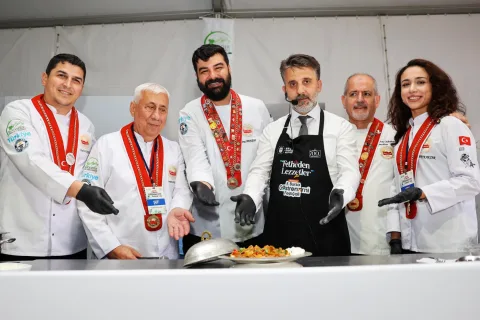 Şahin Biba’nın lezzet sırrı: Sevgi baharatı