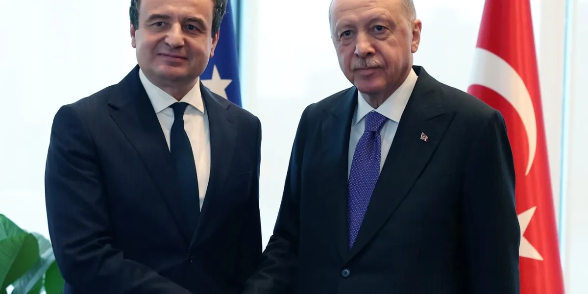 Cumhurbaşkanı Erdoğan, Kosova Başbakanı'nı Türkevi’nde kabul etti