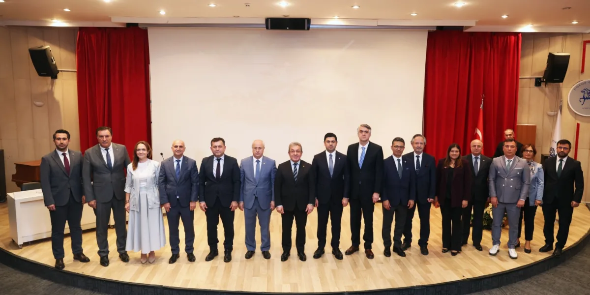 DEÜ'de Savunma Sanayii ele alındı