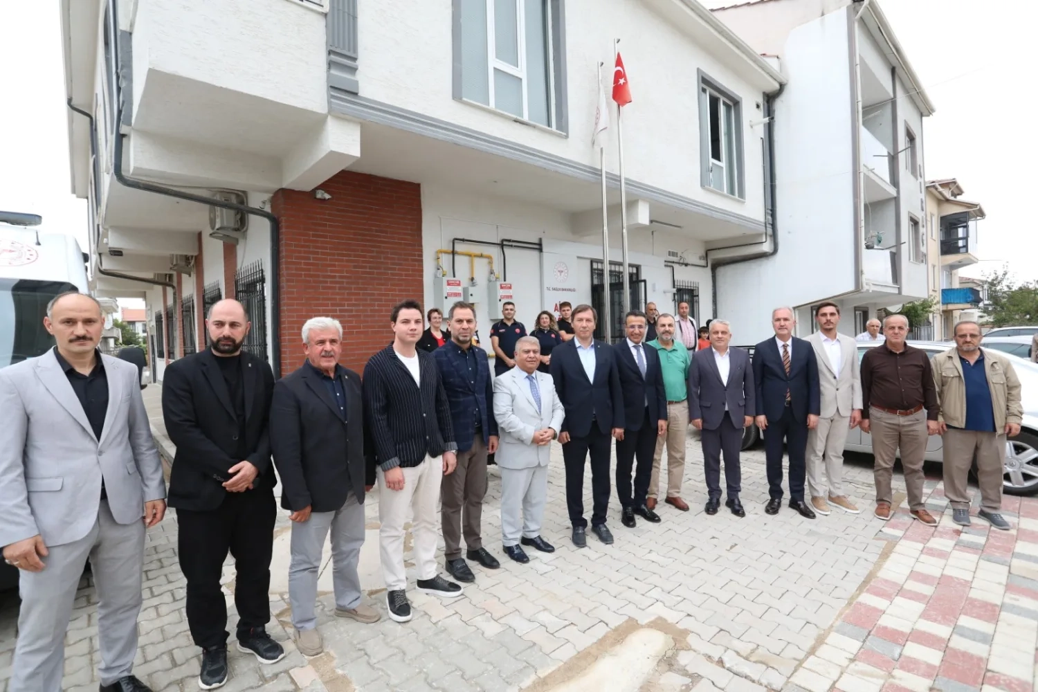 Bursa İnegöl’ün sağlık altyapısı el birliği ile güçleniyor