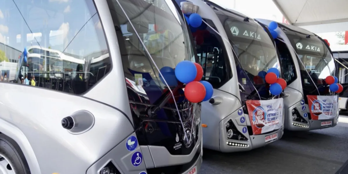 İstanbul Büyükşehir'den 25 milyar liralık toplu taşıma yatırımı... 650 yeni araç hizmette
